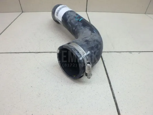 Патрубок интеркулера для  Chrysler 300C 2011-2023