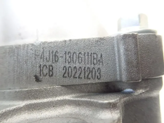 Насос водяной (помпа) для  DAF XF 106 2014