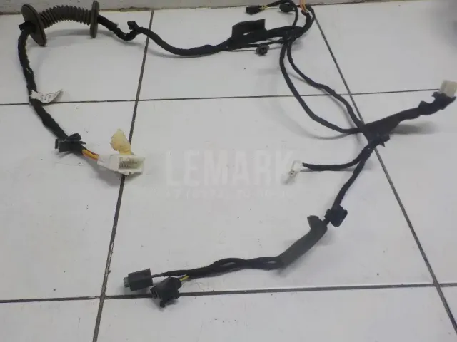 Проводка (коса) для  Ford Kuga 2008-2012