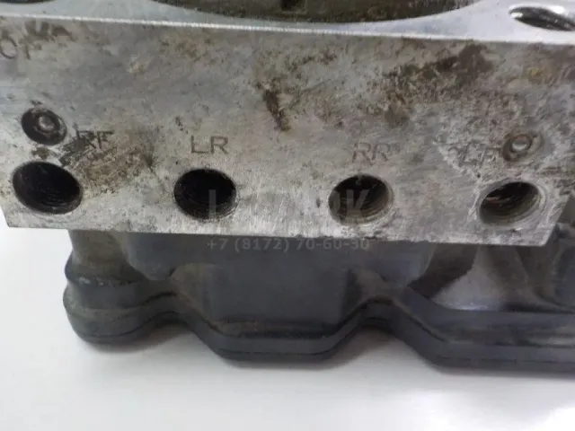 Блок ABS (насос) для  Ford Fiesta 2008-2019
