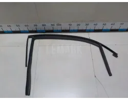 Уплотнитель двери