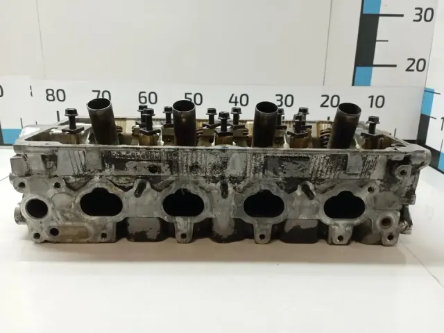 Головка блока для  Citroen C4 II 2011-2022