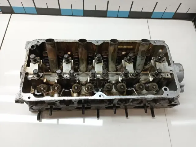Головка блока для  Citroen C4 II 2011-2022