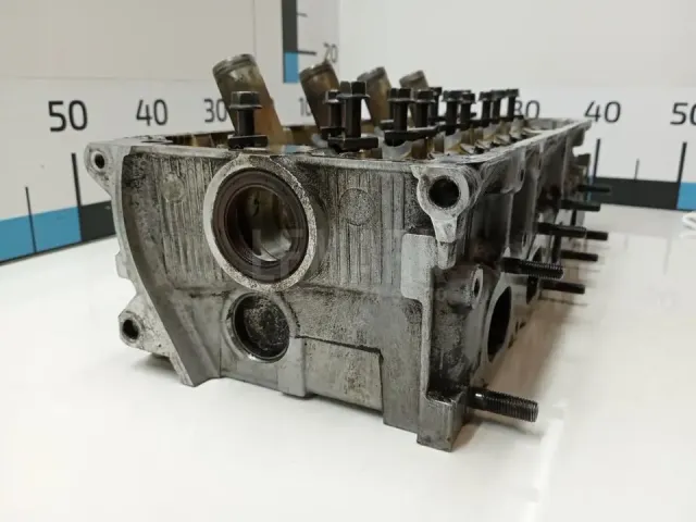Головка блока для  Citroen C4 II 2011-2022