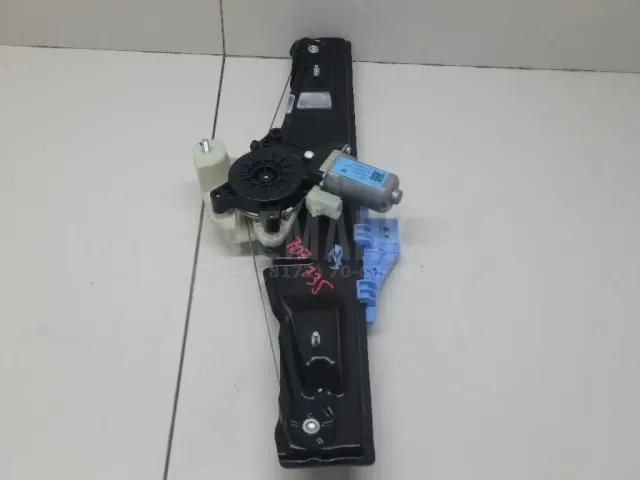 Стеклоподъемник электр. задний правый для  BMW 2-serie F45/F46 Tourer 2015-2022