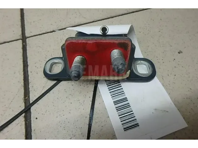 Петля двери багажника для  Fiat Sedici 2007-2014