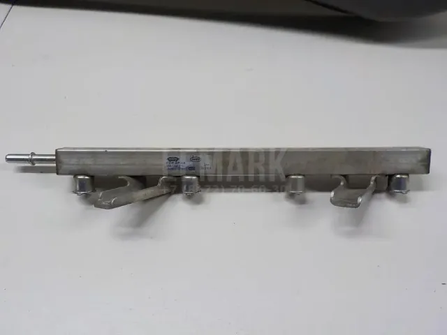 Рейка топливная (рампа) для  BMW 1-serie E87/E81 2004-2011