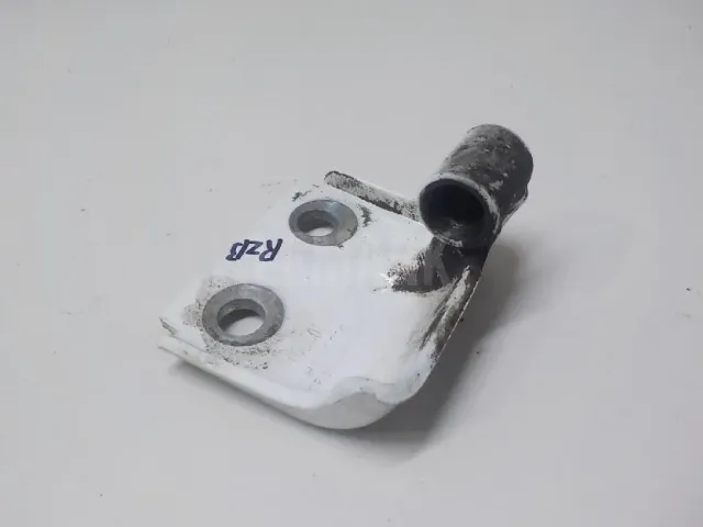 Петля двери для  Citroen Xsara Picasso 1999-2010