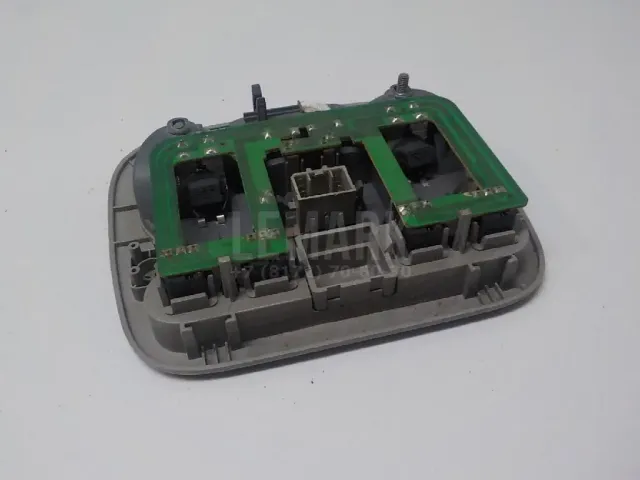 Плафон салонный для  BMW 3-serie F30/F31/F80 2011-2020
