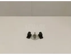 Ответная часть замка багажника