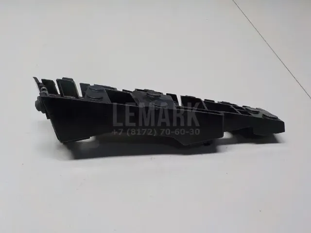 Кронштейн переднего бампера правый для  Ford C-MAX 2003-2010