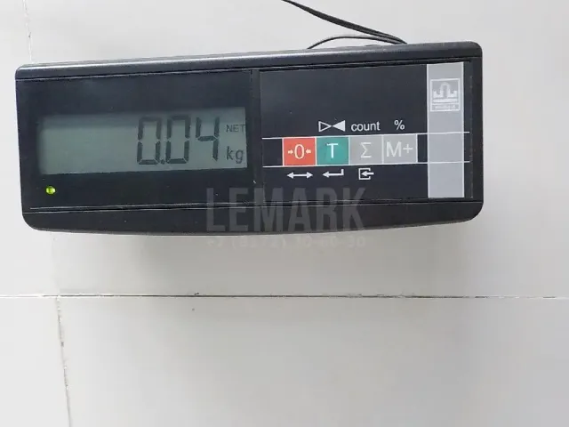 Накладка двери задней левой
