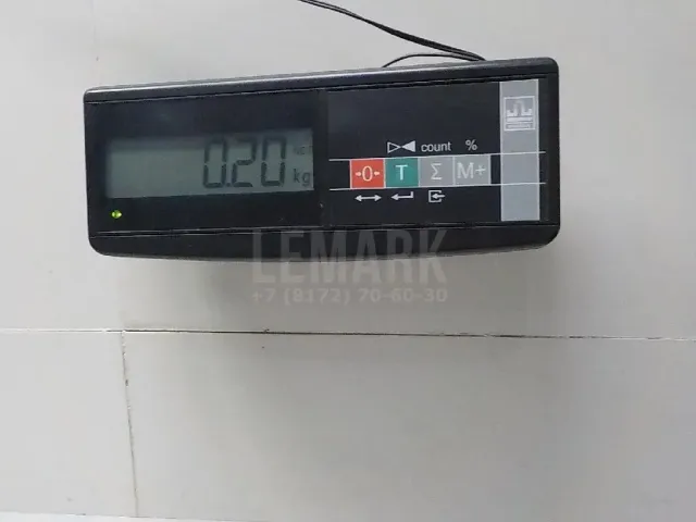 Ответная часть замка багажника