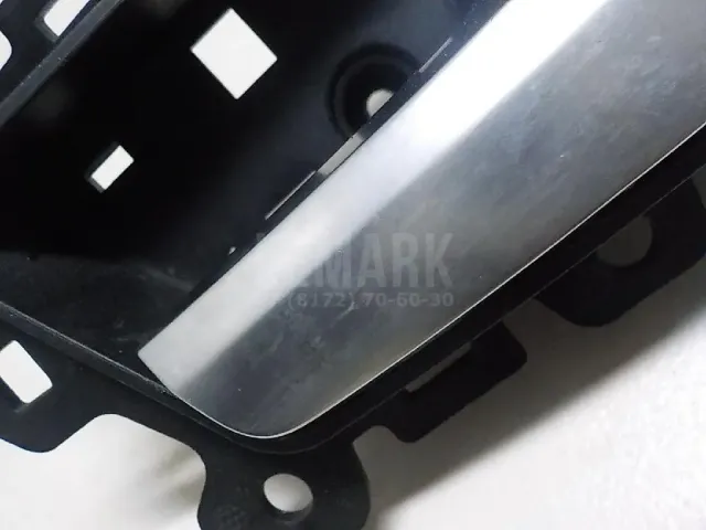 Ручка двери передней внутренняя правая для  Ford America Explorer 2011-2019