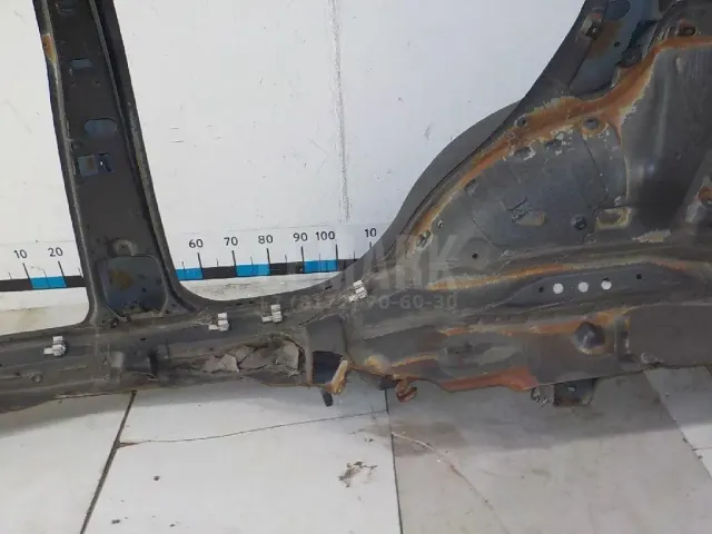 Порог со стойкой правый для  BMW X1 U11 2022