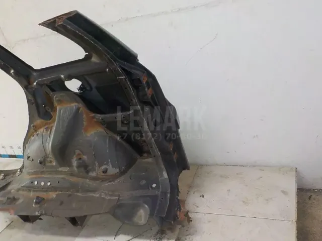 Порог со стойкой правый для  BMW X1 U11 2022
