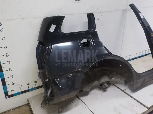 Порог со стойкой правый для  BMW X1 U11 2022