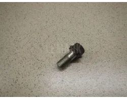 Болт полый