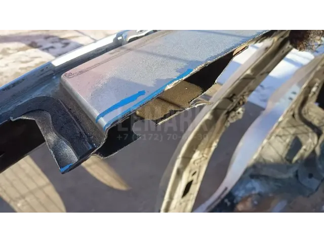 Порог со стойкой правый для  Audi R8 2007-2015