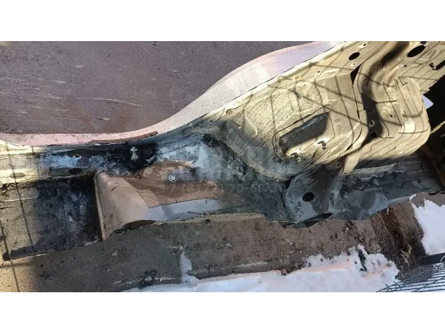 Порог со стойкой правый для  Audi R8 2007-2015