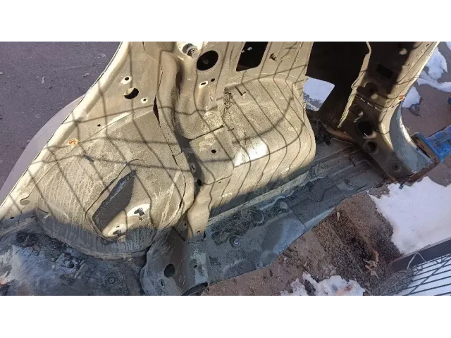 Порог со стойкой правый для  Audi R8 2007-2015