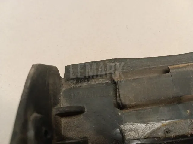 Уплотнитель двери для  Audi A6 [C6,4F] 2004-2011