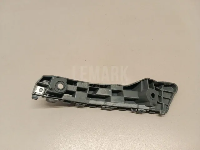 Кронштейн переднего бампера правый для  Audi A4 [B6] 2000-2004