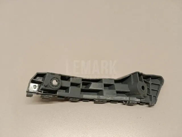 Кронштейн переднего бампера правый для  Chery M12 2010-2015