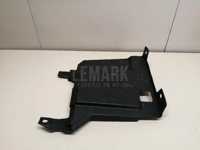 Пыльник двигателя боковой правый для  Audi A3 (8L1) 1996-2003