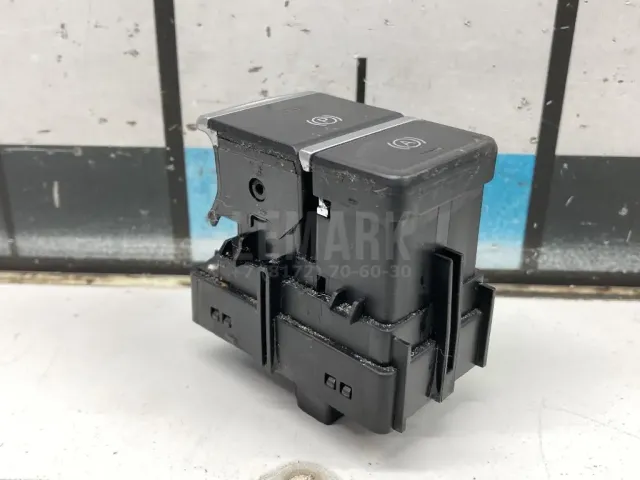 Кнопка фиксатора стояночного тормоза для  Geely Tugella (FY11) 2020