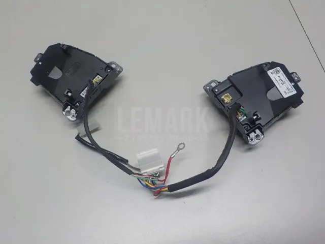 Блок кнопок для  Audi Q3 (8U) 2012-2018