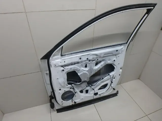 Дверь передняя правая для  Fiat Punto I (176) 1993-1999