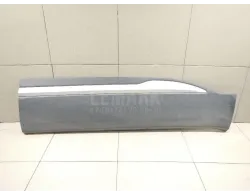 Накладка двери передней правой