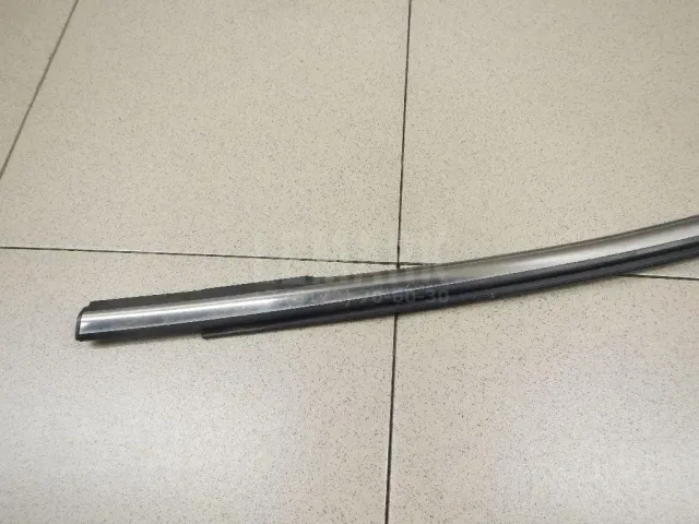 Накладка стекла заднего правого для  BMW X6 F16/F86 2014-2020