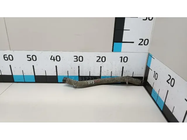 Патрубок отопителя