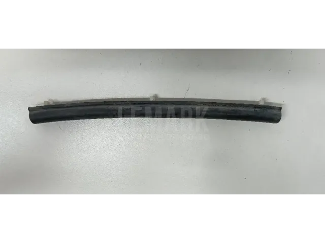 Уплотнитель капота для  Ford C-MAX 2003-2010