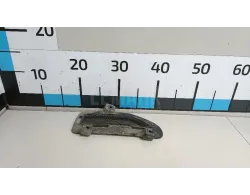 Заглушка бампера правая
