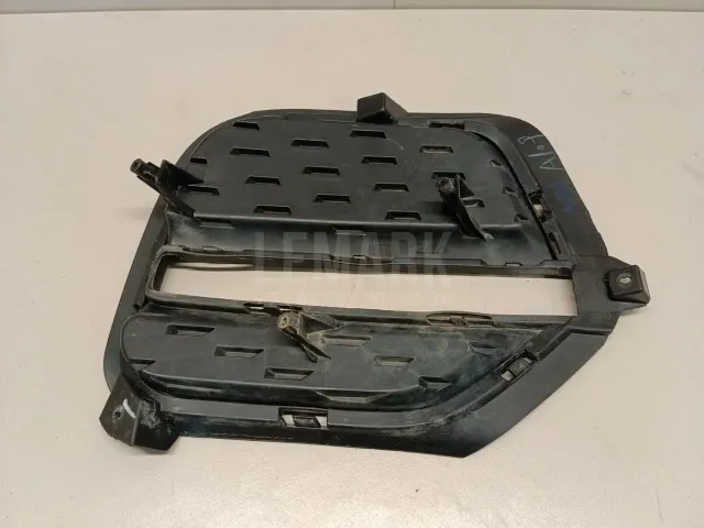 Решетка в бампер левая для  FAW Besturn X40 2016-2023