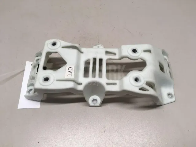 Кронштейн кулисы КПП для  GM GMC Envoy 2001-2009