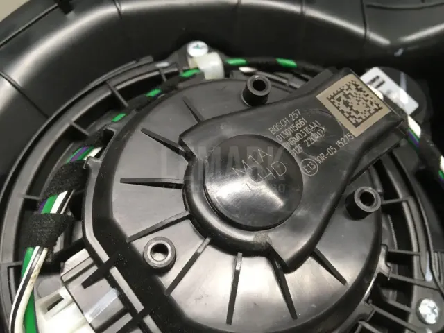 Корпус отопителя для  Cadillac BLS 2006-2010