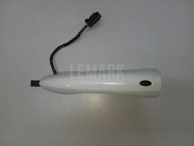 Ручка двери передней наружная левая для  Ford Escape EUR 2007-2009