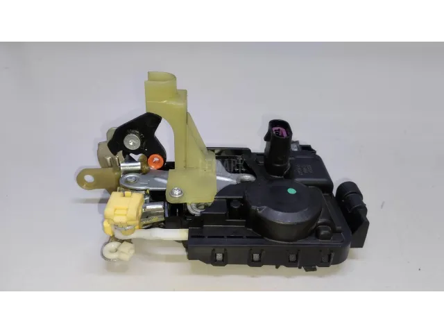 Замок двери передней левой для  Great Wall Hover H3 2010-2014