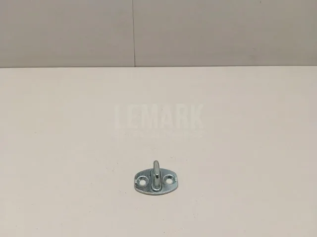 Ответная часть замка двери