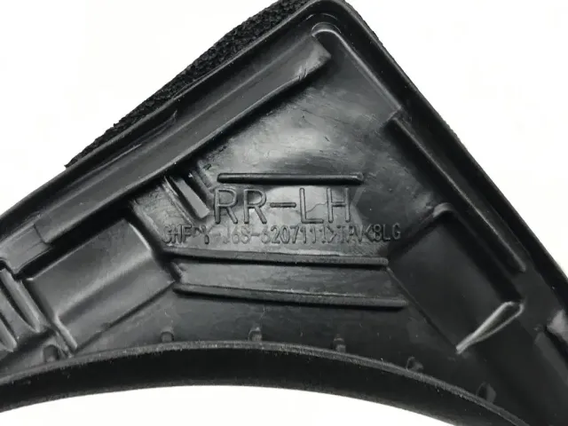 Уплотнитель стекла двери для  BAIC X55 2022