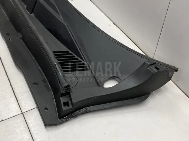 Решетка стеклооч. (планка под лобовое стекло) для  BMW i3 (I01) 2013-2022