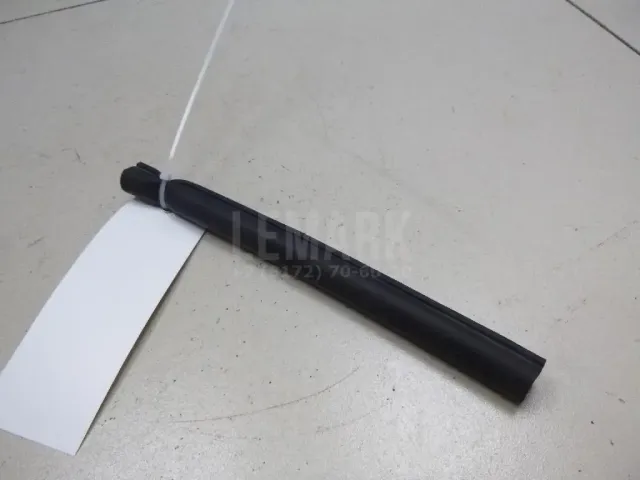 Уплотнитель капота для  Great Wall Hover M2 2010-2014