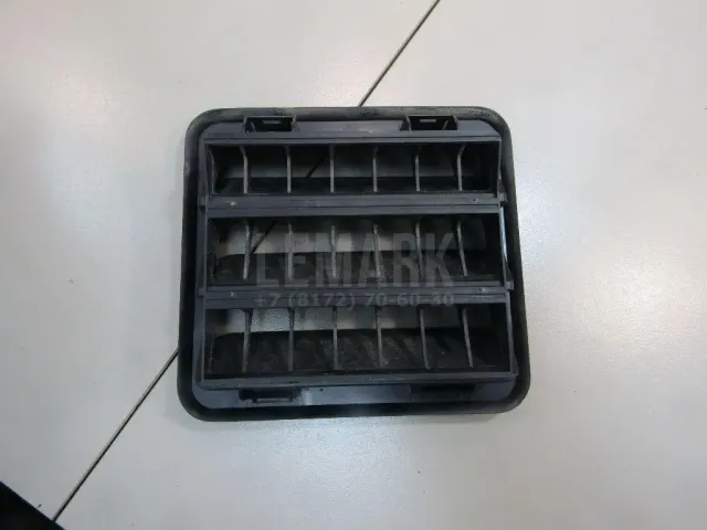 Решетка вентиляционная для  BMW 2-serie F22/F23/F87 2013-2020