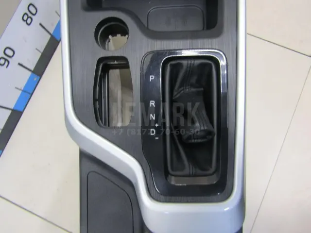 Подлокотник для  Changan UNI-T 2020