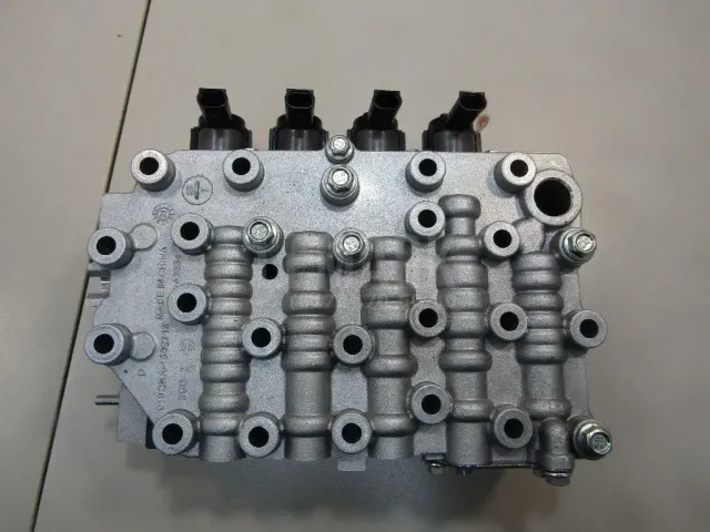 Блок клапанов для  Ford America Mustang 2005-2009