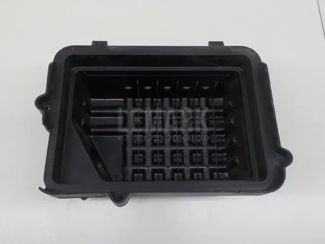 Корпус воздушного фильтра для  Dongfeng DFL3251 2007